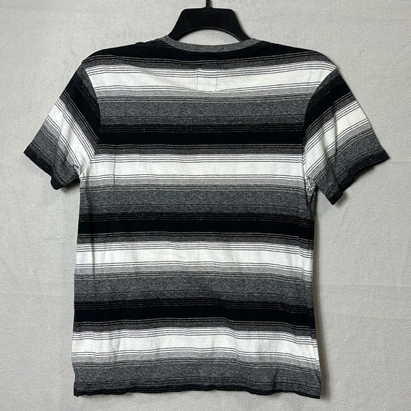 Point Zero Mens Short Sleeve TShirt Size Small Black White Striped - Picture 3 of 5